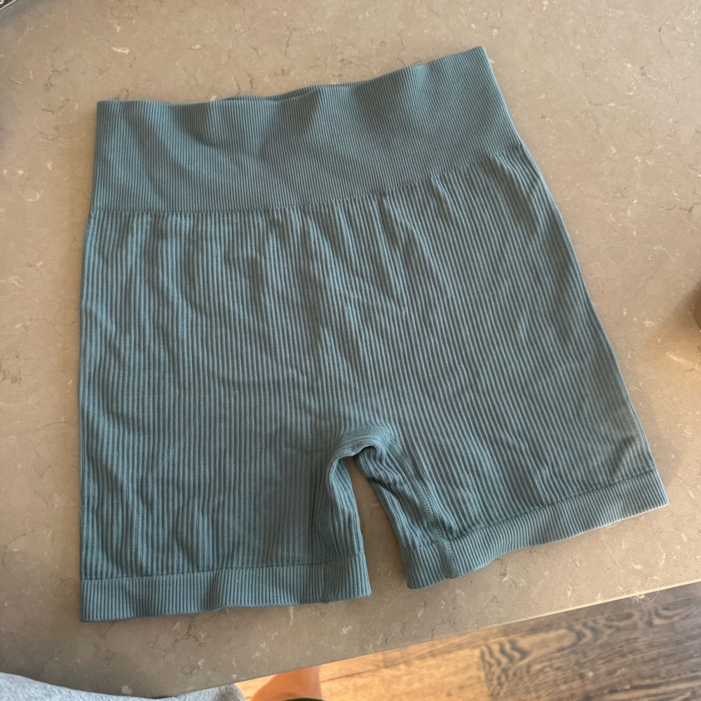 Ribbed Blue Biker Shorts